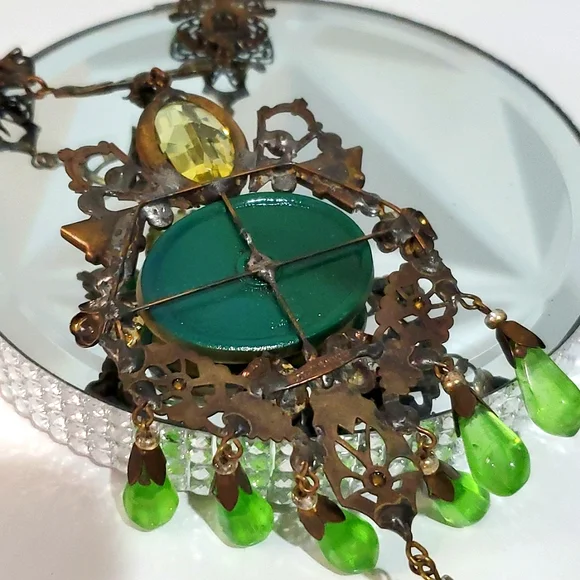 1 of a Kind Vintage CZECH Uranium Glass Boar Necklace 4 Luck - Picture 9 of 11